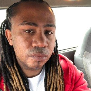 Meet your Posher, Larry